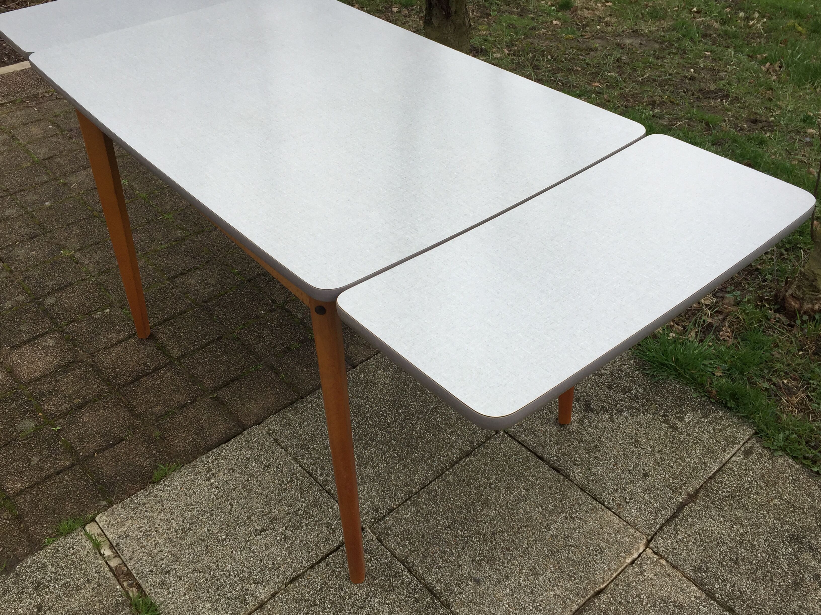 Table formica scandinavian style S