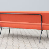Canapé modèle 32 conçu par Florence Knoll pour Knoll International