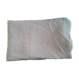 Drap lin monogramme brodé B M et fleurs