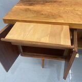 Bureau en noyer du milieu du siècle, années 1970, Tchécoslovaquie