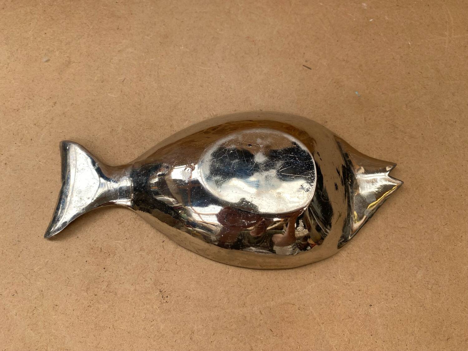 Antique vintage silver metal fish shape ashtray