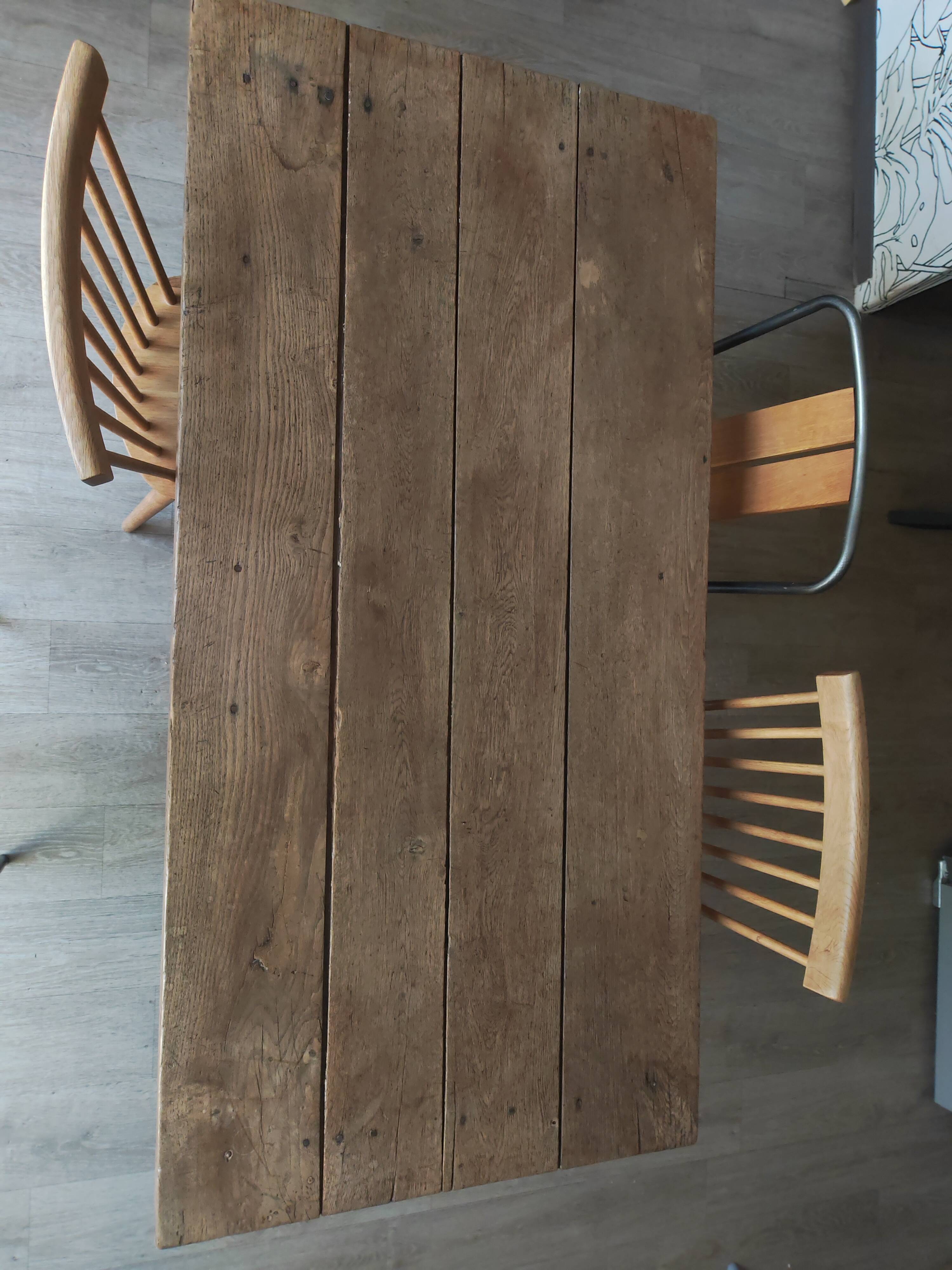 Farm table