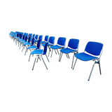 Série de 40 chaises de G. Piretti pour Castelli Anonima Castelli, Italie, années 1970