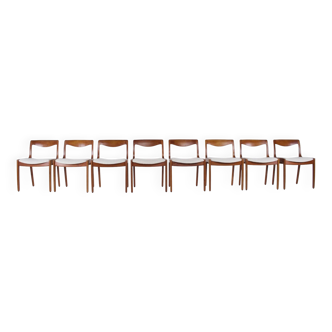 8 Danish Chairs Poul Jeppesen