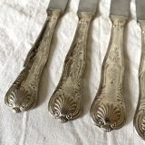 Couteux en inox de style ancien