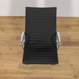Fauteuil Lounge EA124 de Charles & Ray Eames pour Herman Miller, États-Unis, années 1980