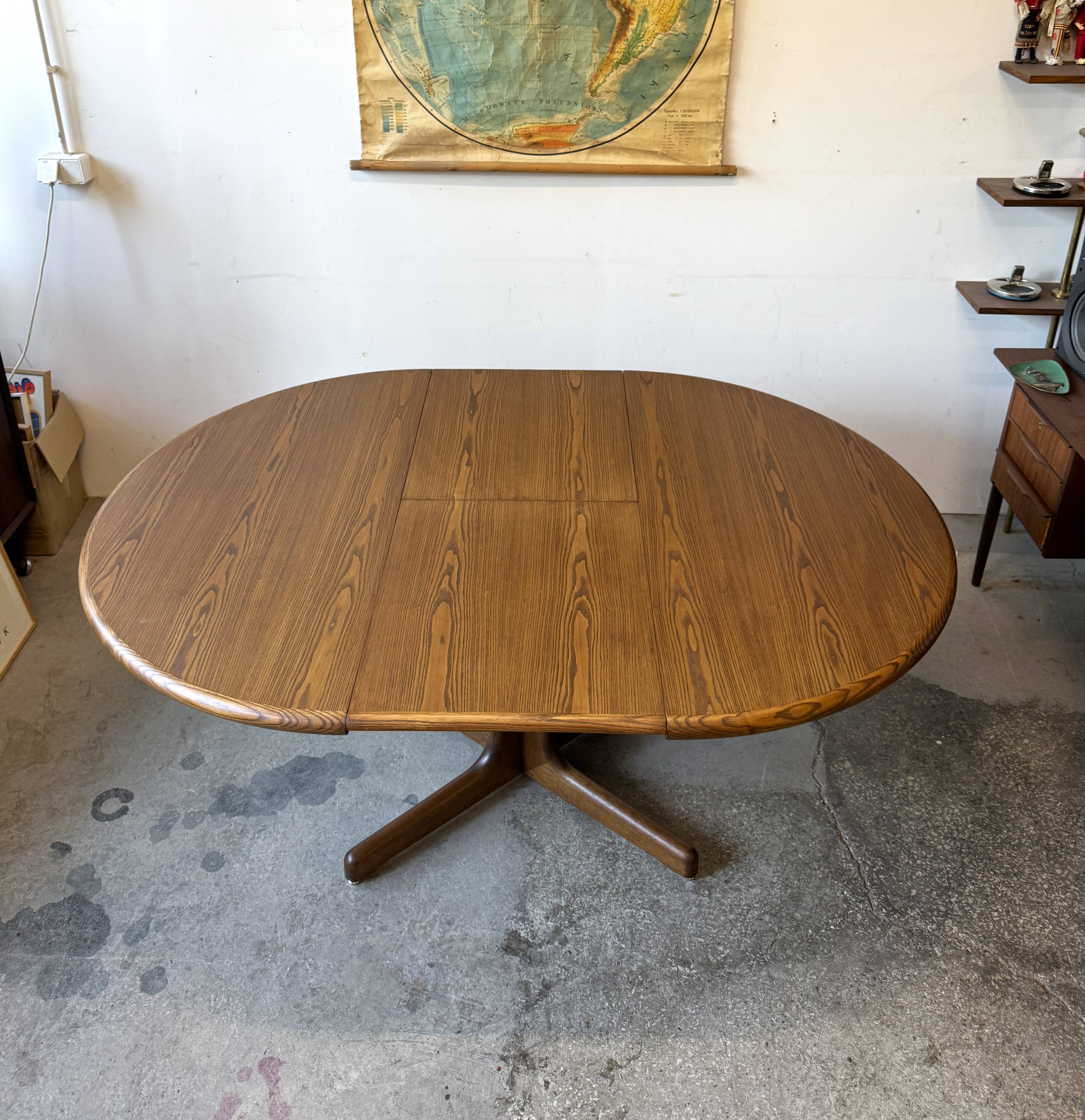 Extendable oak table, Lübke, Germany, 1960s/1970s, vintage