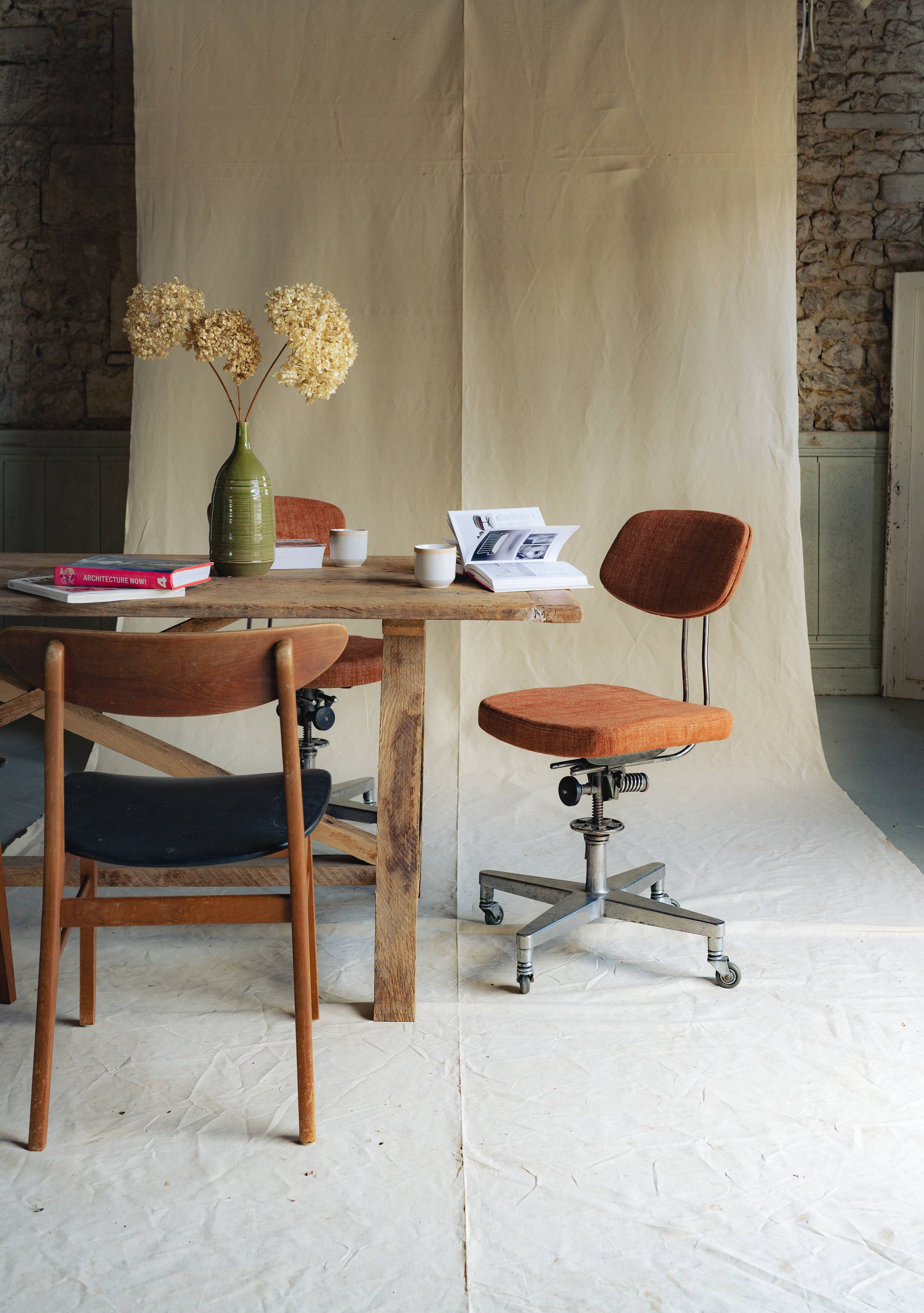 Paire de chaises industrielles