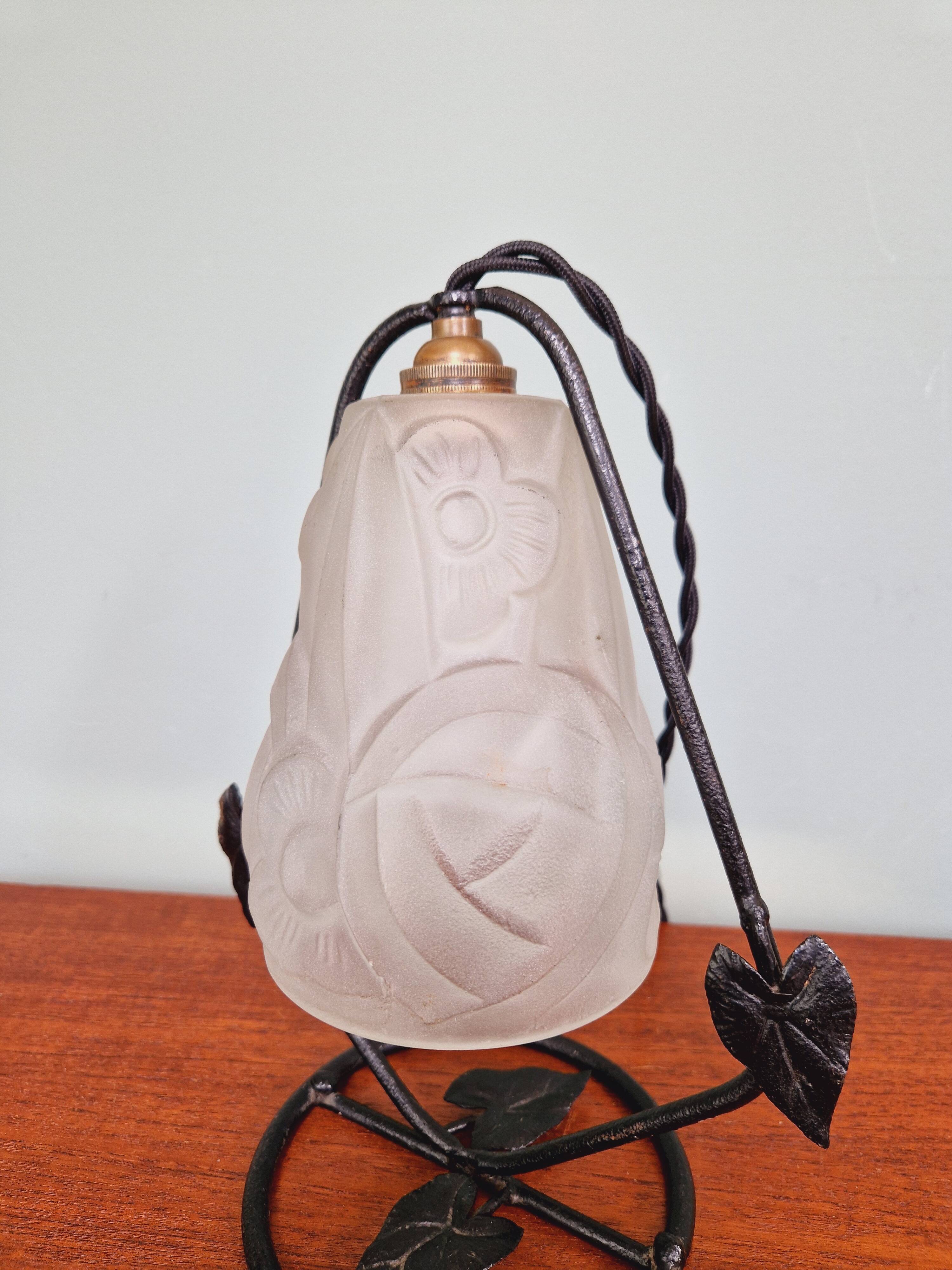 Art Deco night light in wrought iron and satin glass signed Degué
