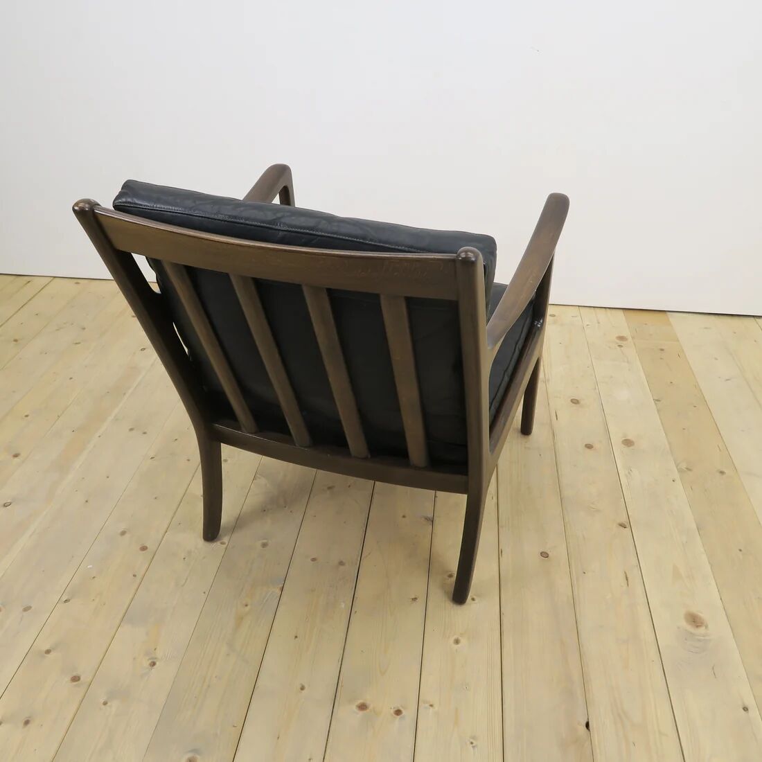 Scandinavian armchair in teak and leather, 1960s