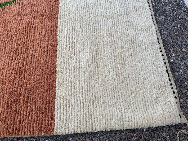 Colorful handmade Berber rug size 150 x 250 cm