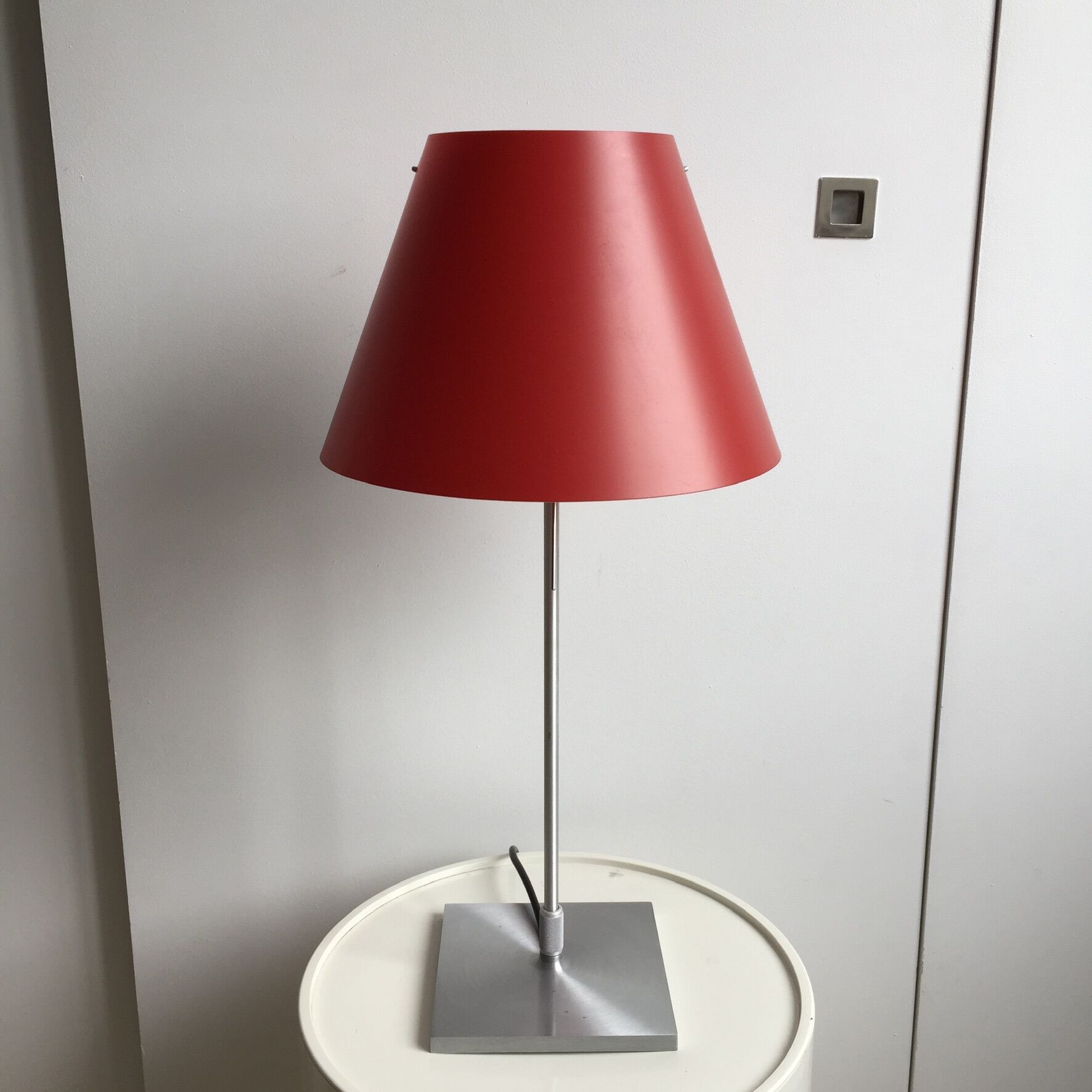 Lampe Costanza de Paolo Rizzatto, Luceplan de 1986