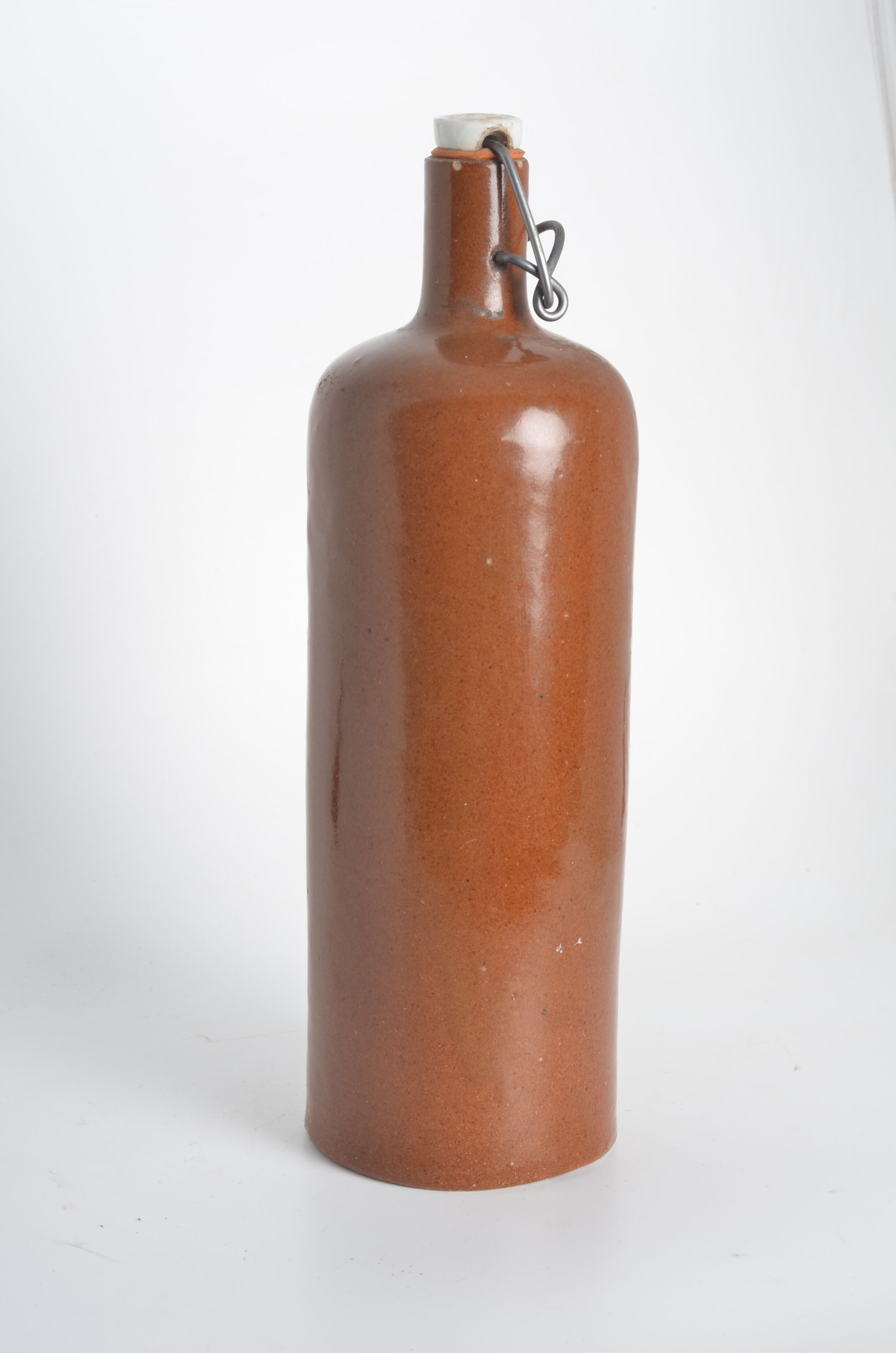 Bottle in glazed stoneware