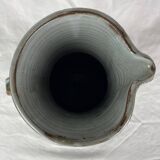 Très grand pichet/vase émaillée signé.