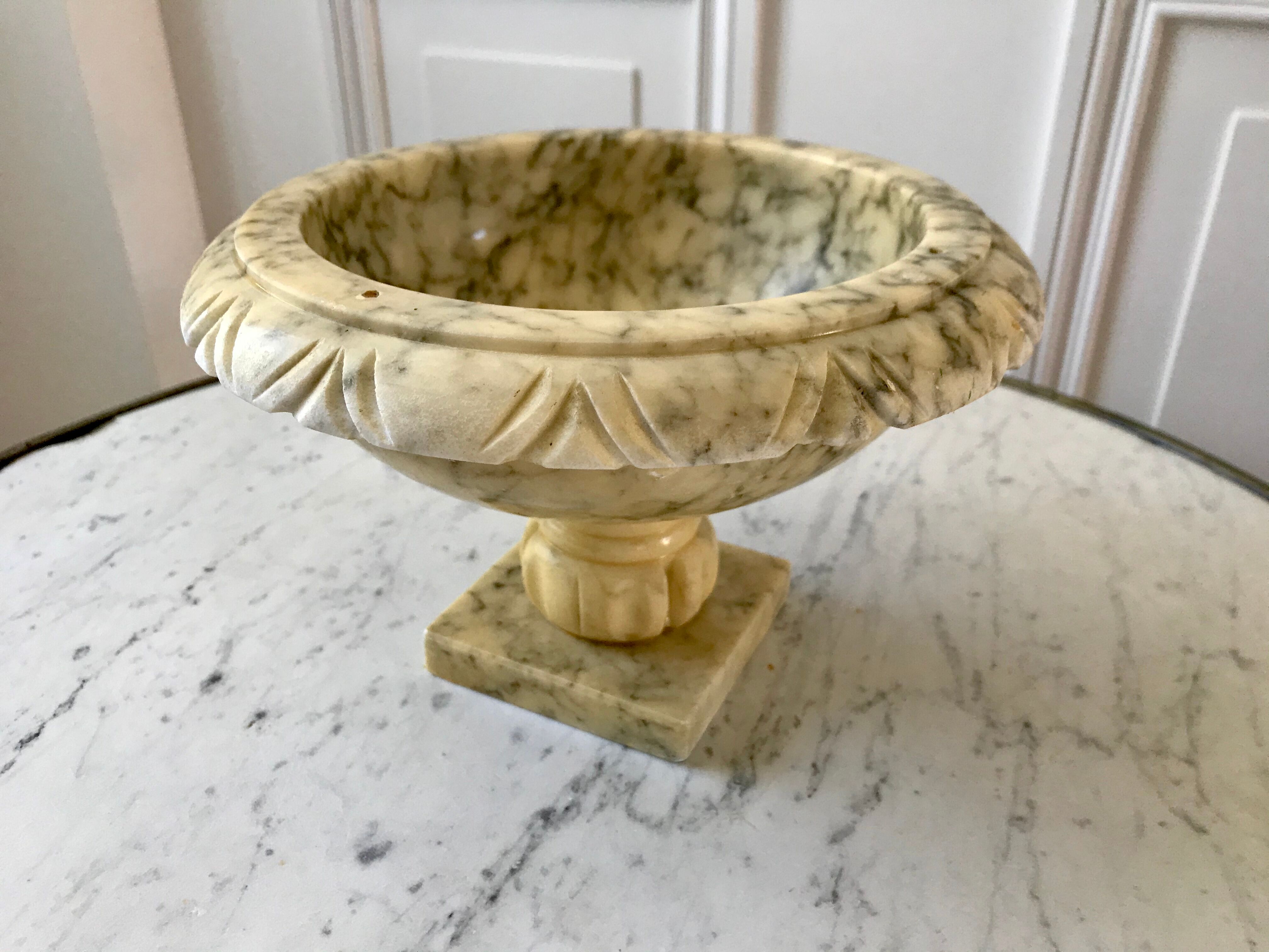 Marble planter 50s
