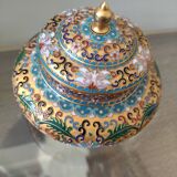 Box in partitioned enamels China
