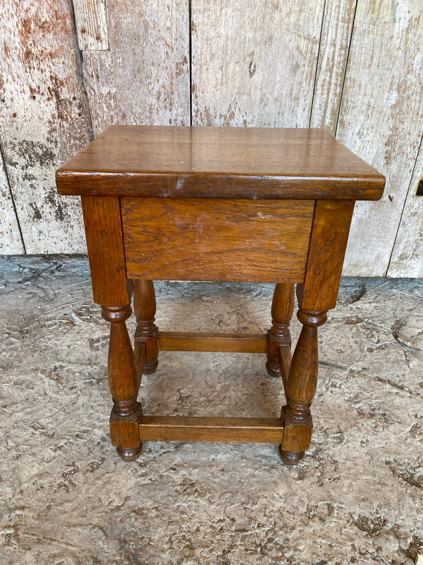 Vintage Solid Oak Nightstand with Storage #E105
