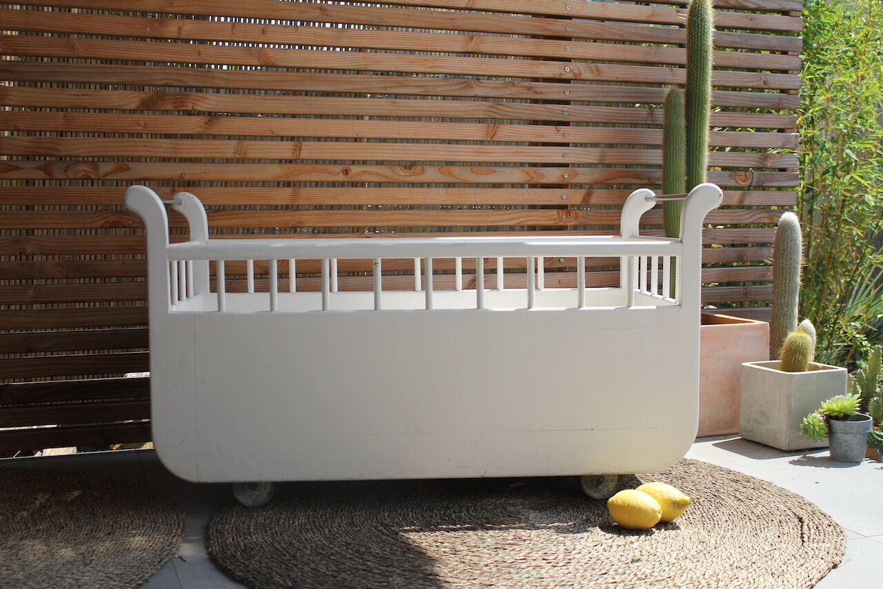 Vintage 1950s trailer bed