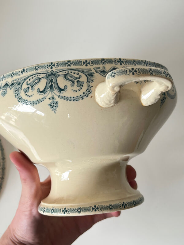 Soupière ancienne Terre de Fer – décor bleu – Planteurs de Caiffa « Guirlande » XIXème