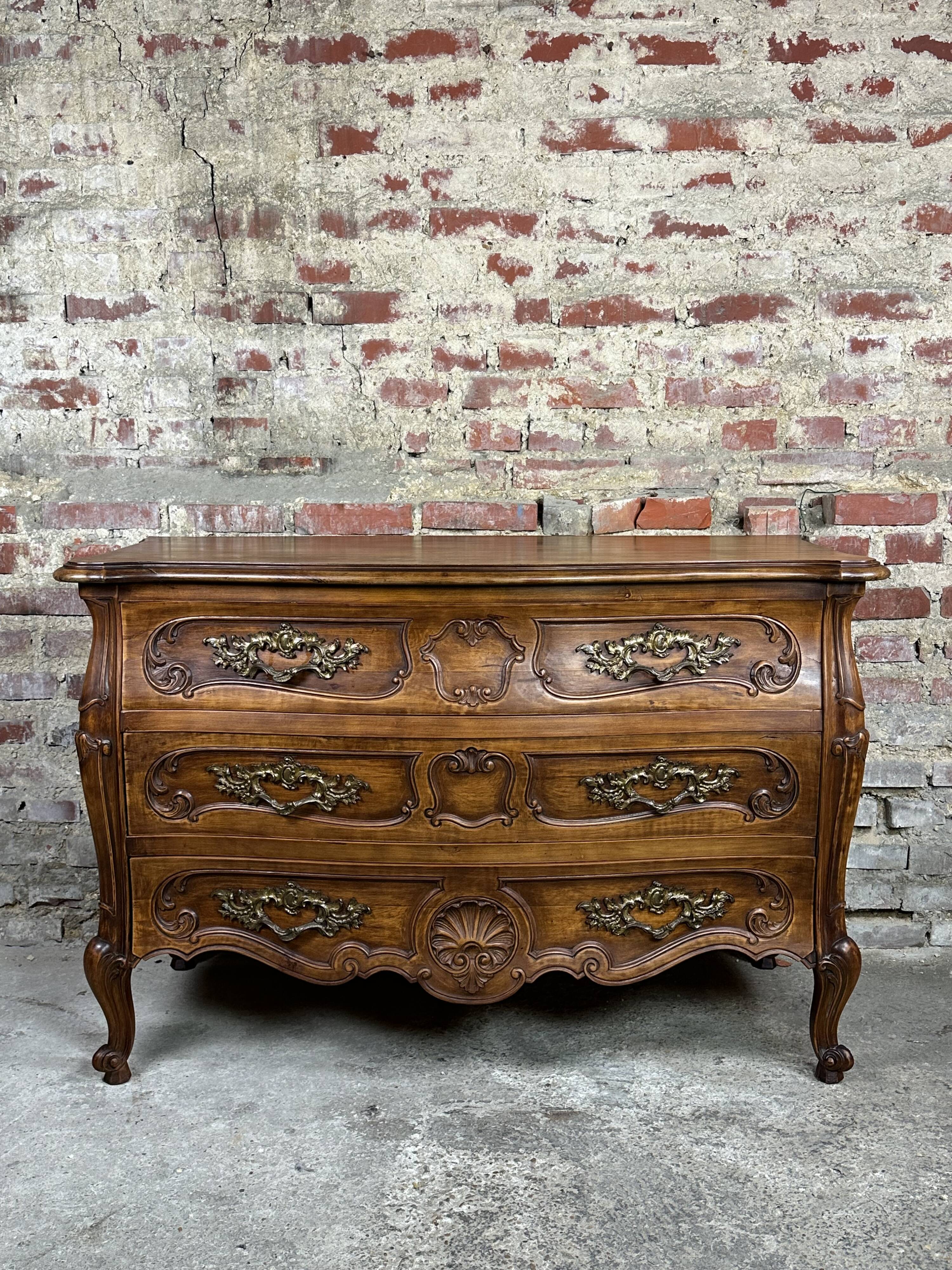 Louis XV style curved walnut chest of drawers