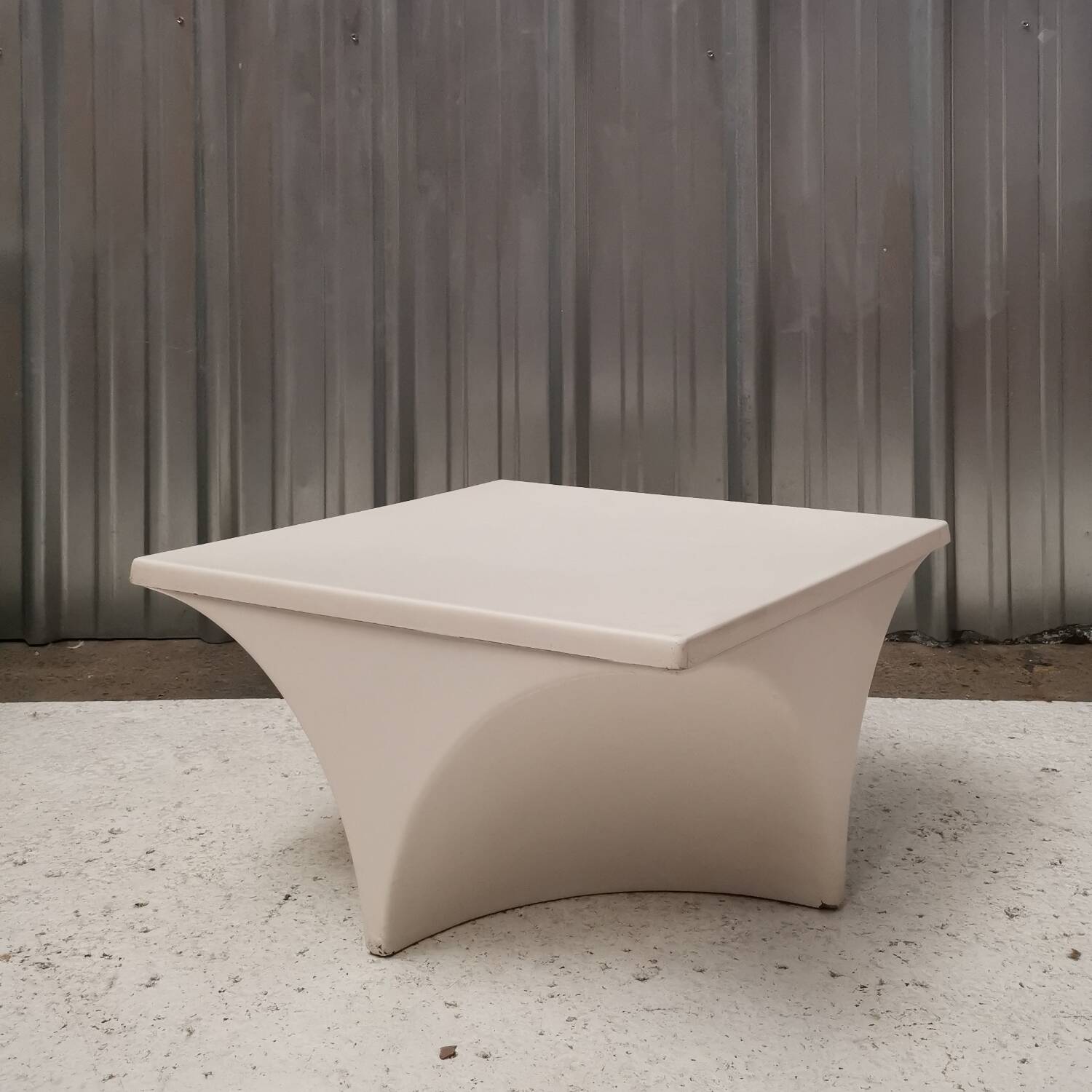 Quadrix coffee table, fibreglass, Alain Carré, Les Plastiques de Bourgogne