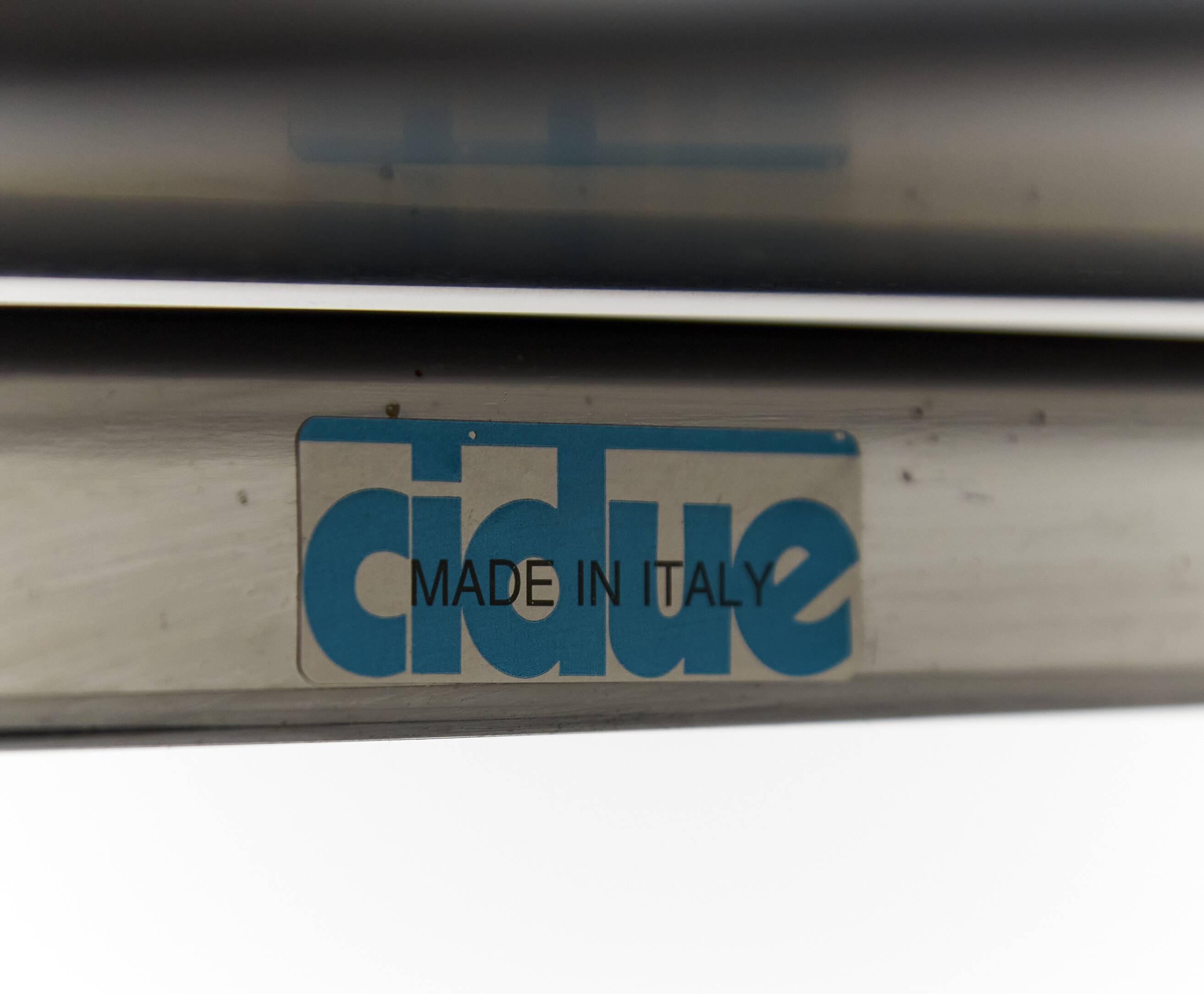 Chariot de service Toshiyuki Kita "Treusa" pour Cidua, 1986