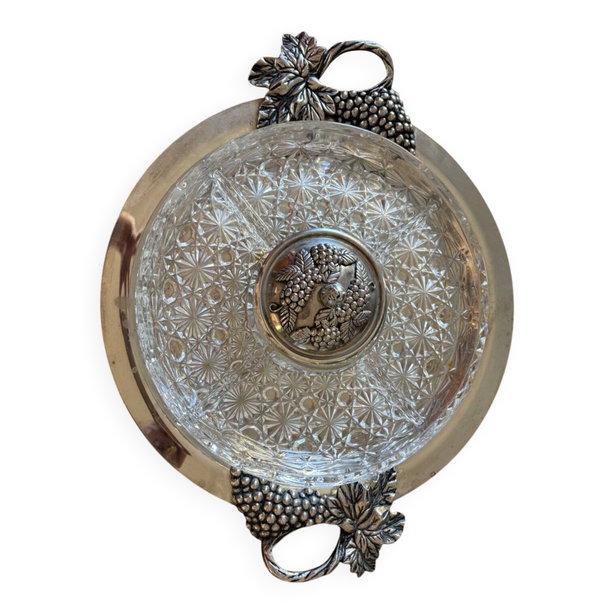 Art Nouveau presentation plate, cut crystal, silver-plated metal, vine leaves, 1900.
