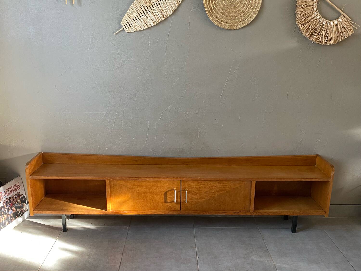 Vintage oak sideboard (shallow)