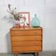 Commode vintage pieds fuseau
