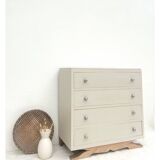 Commode vintage