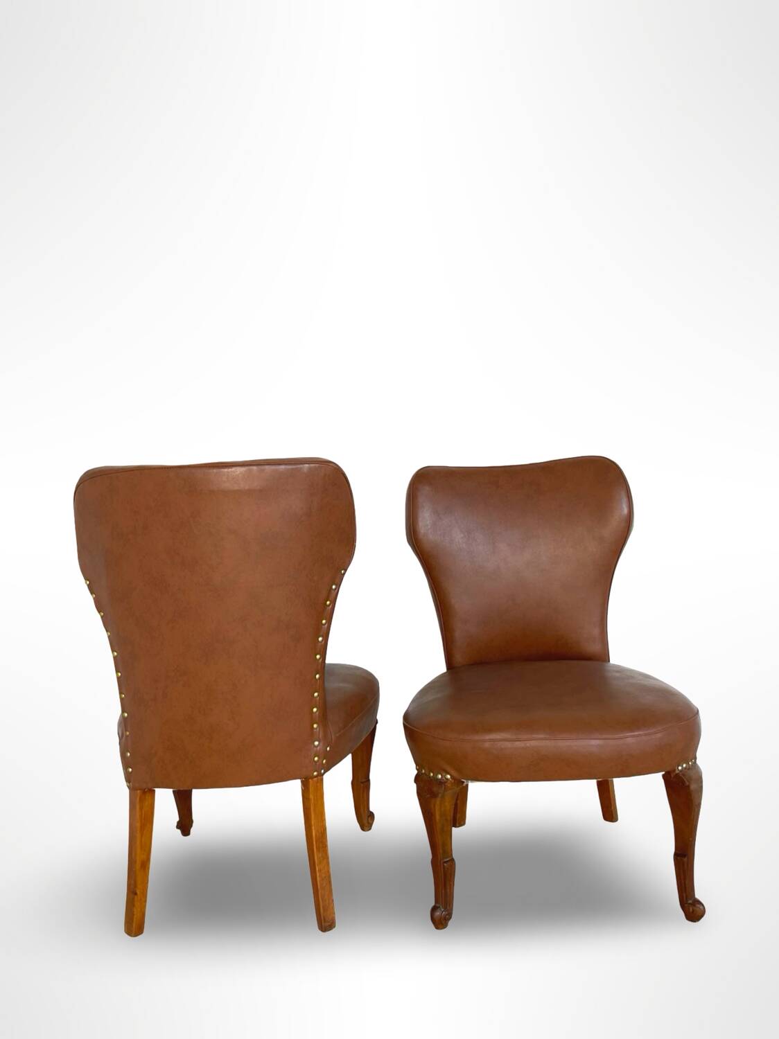 Ensemble de chaises d'appoint et tabouret pour pied, années 1950.