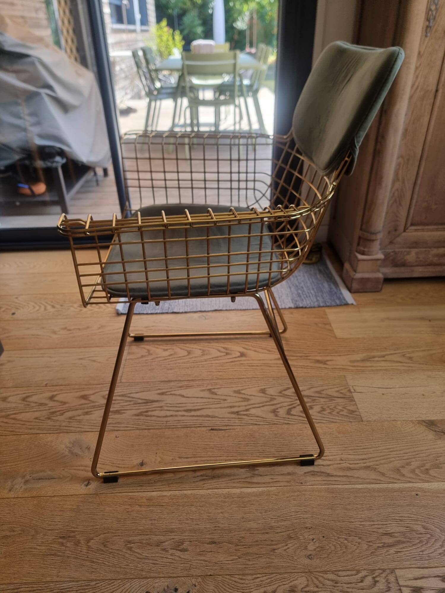 Metal wire armchair HK LIVING