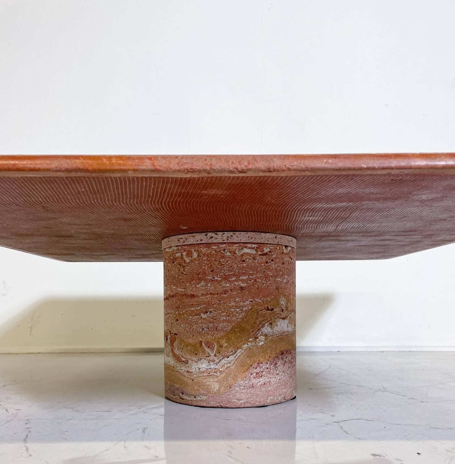 Red travertine coffee table attributed to Angelo Mangiarotti, Italy, 1970s