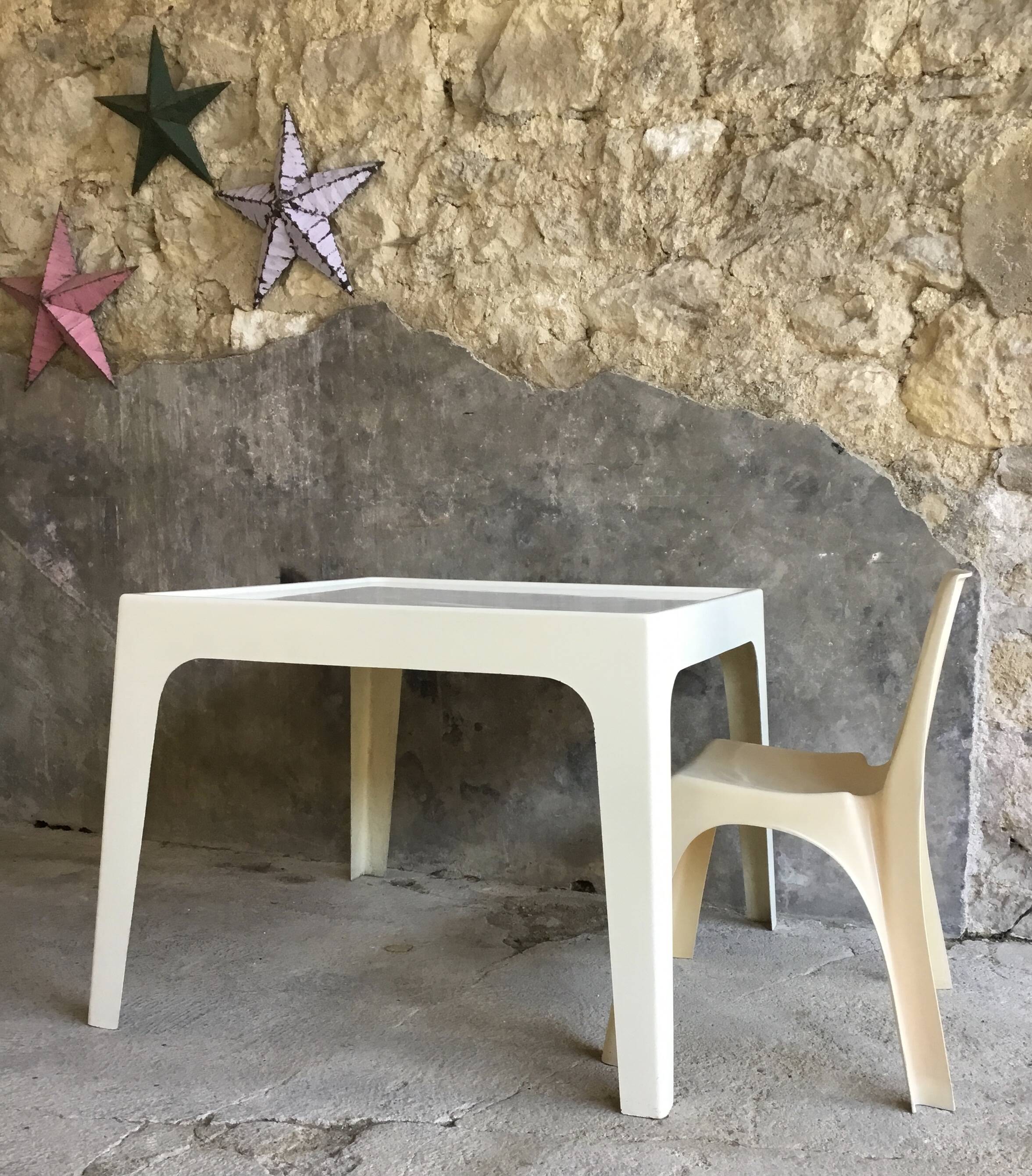 Table à manger carrée en fibre de verre - design space-age 1960