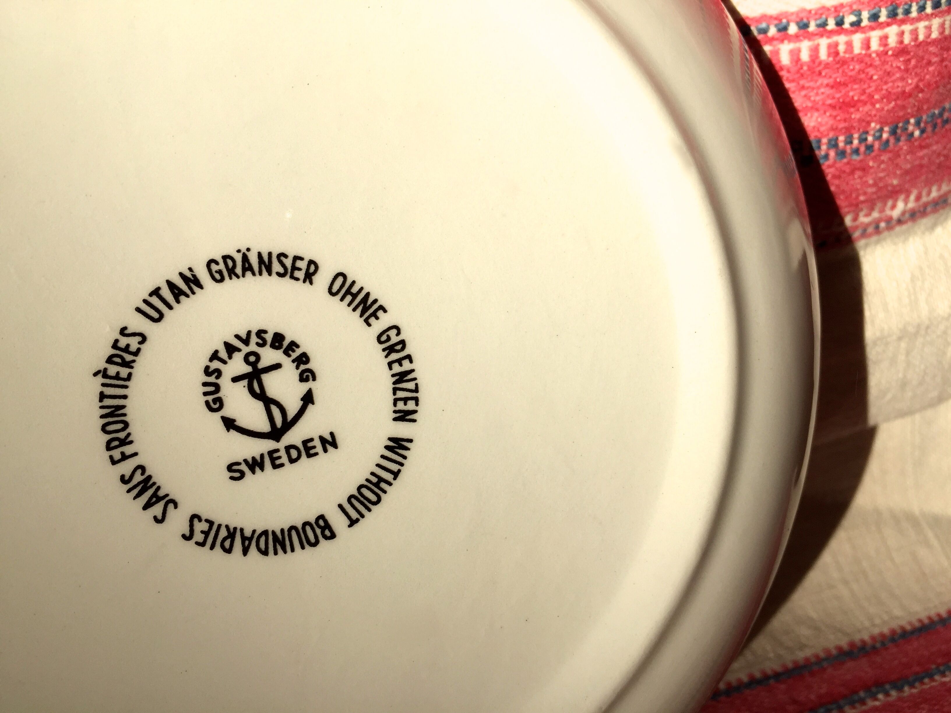 Children's dishes or birth gift Plate and bowl Utan gränser gustavsberg vintage design scan