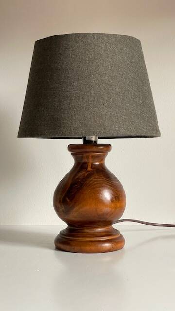 Solid wood vintage country style lamp