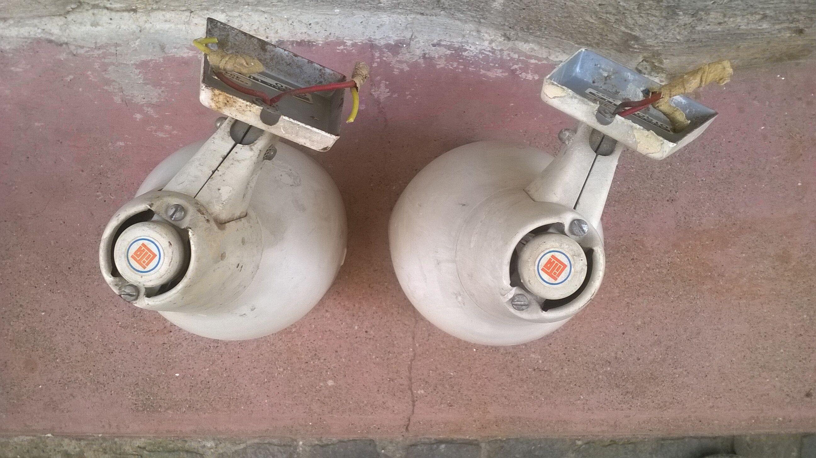 Pair of white spots Lita "60s