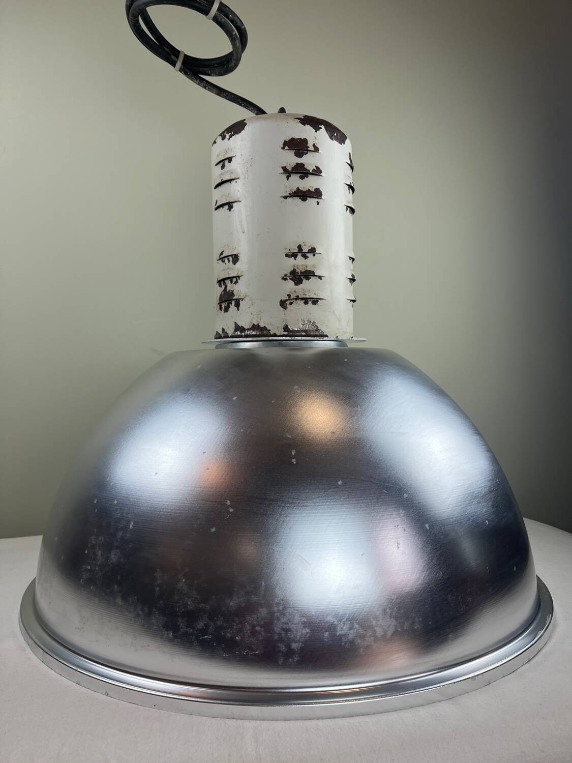 Rare industrial suspension Osram HQL – large aluminium reflector 53