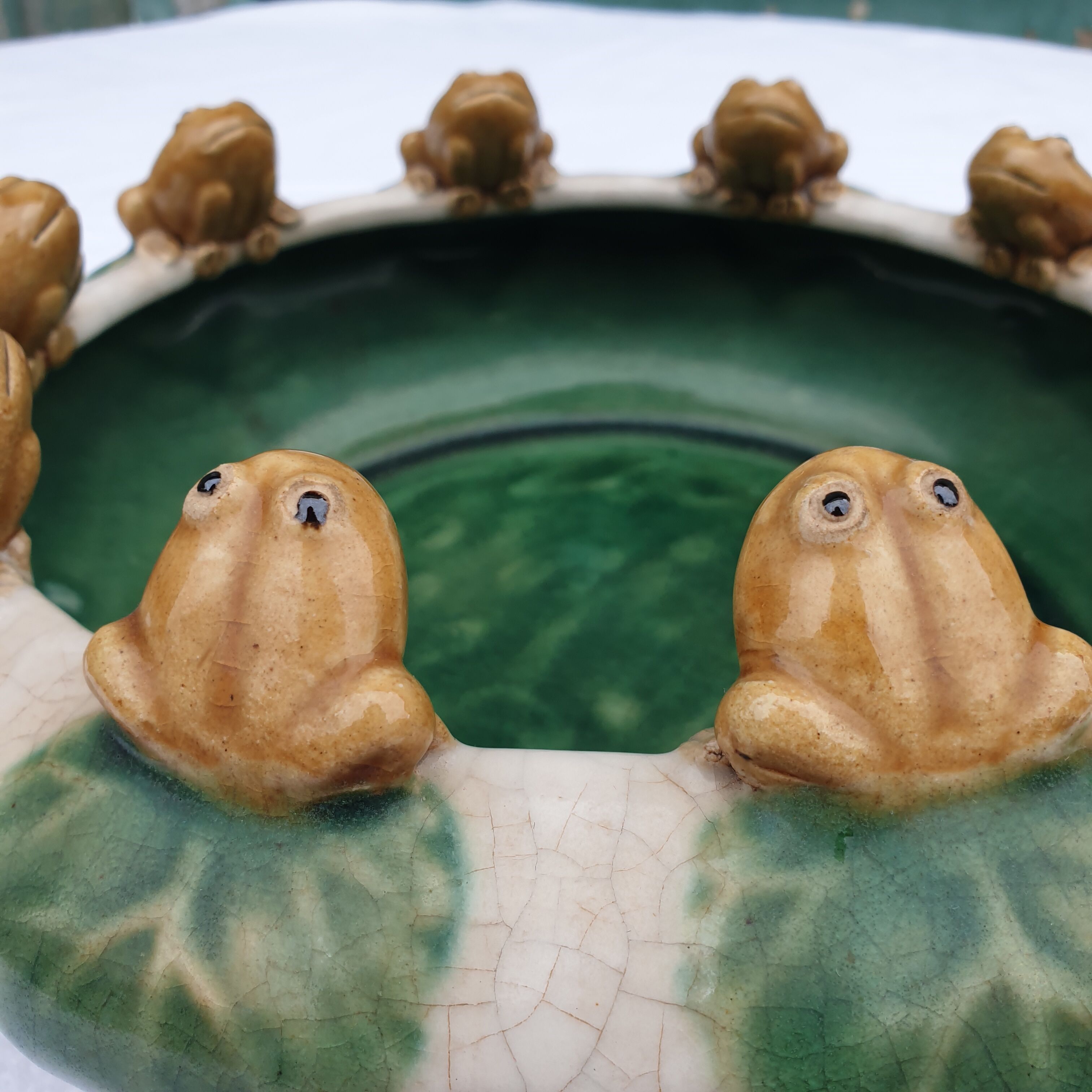 Vintage Majolica Ceramic Garden Cut