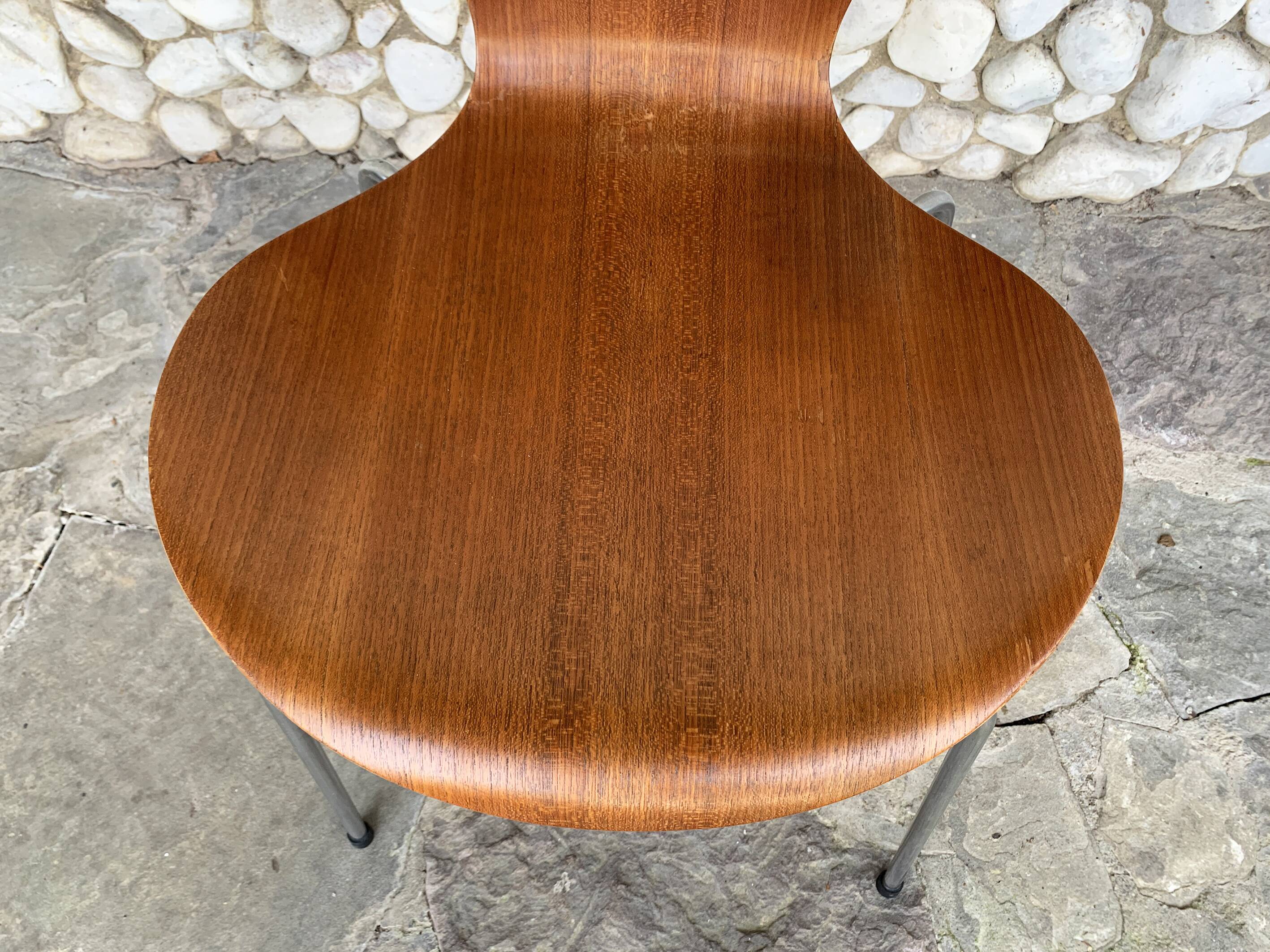 Teak 3107 butterfly chair Arne Jacobsen for Fritz Hansen, Teak 1965