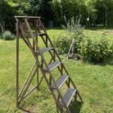 Escabeau de peintre ancien en bois