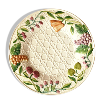 Lot de 12 assiettes en barbotine vintage
