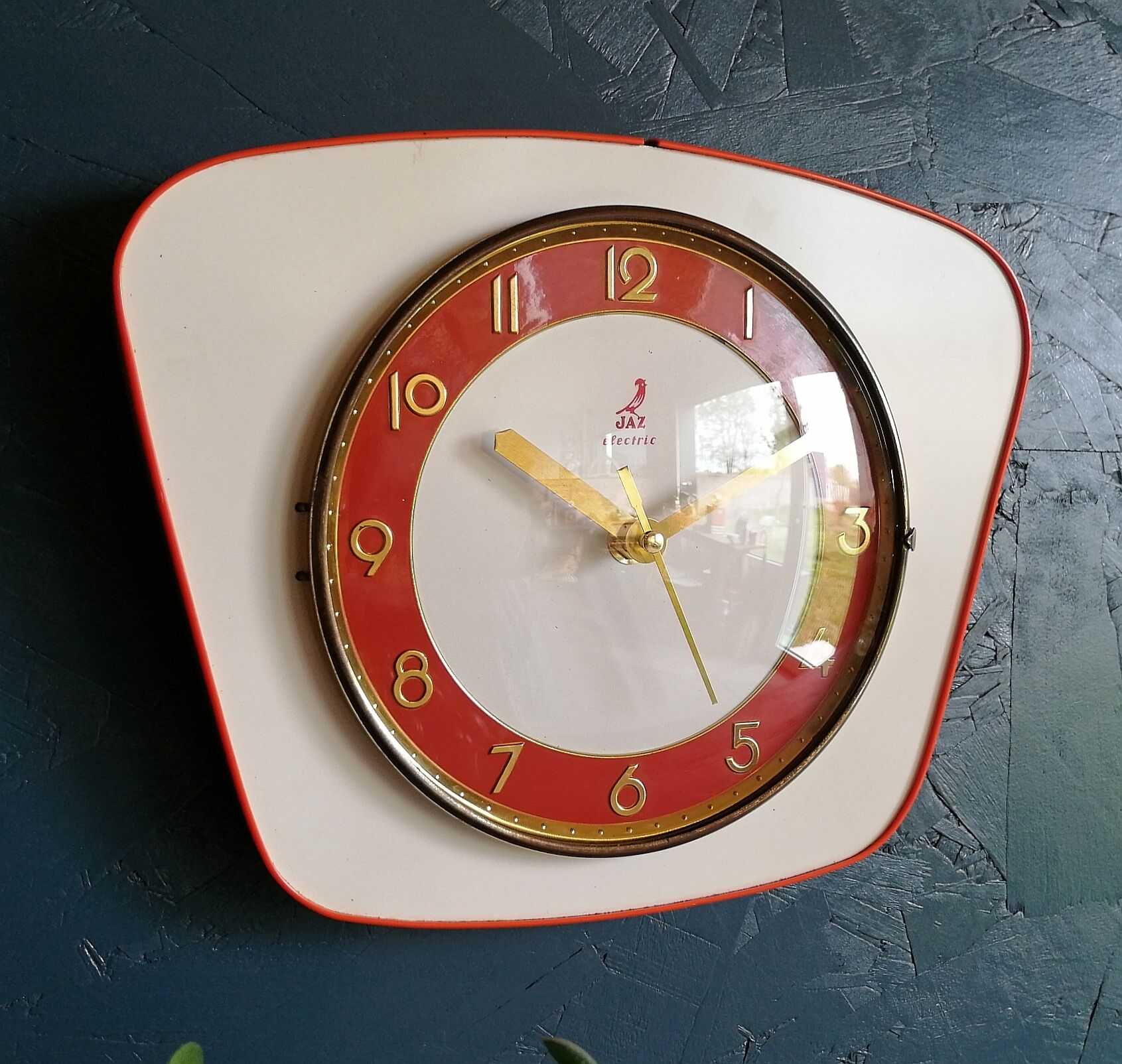 Vintage formica clock silent wall clock "Jaz white orange"