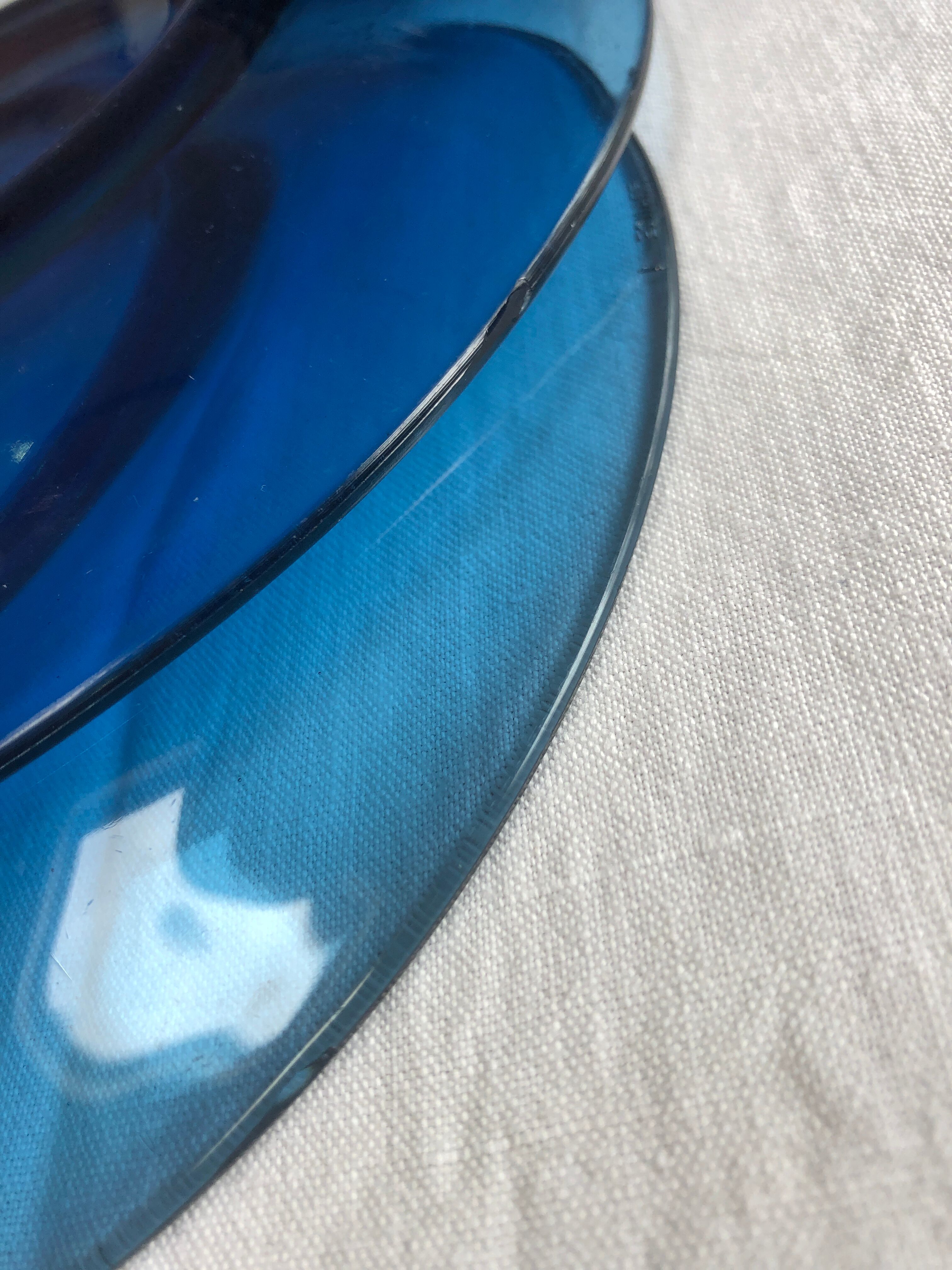 Vereco blue dessert plate set