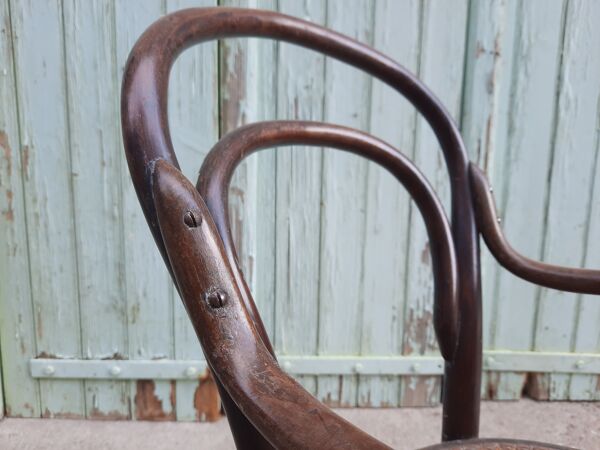 Chaise cannée enfant