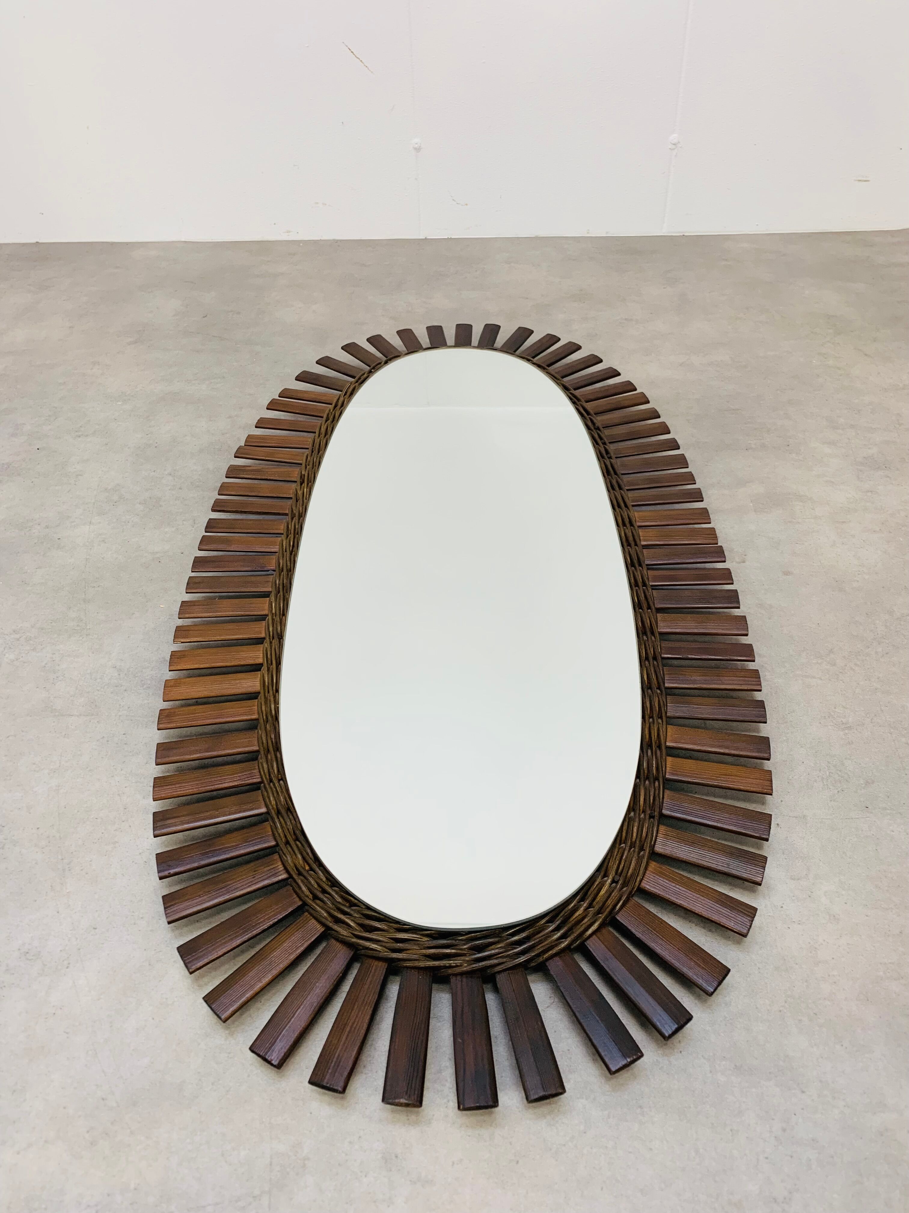 Mirror sun rattan oval 102 x 51 cm chic jungle style