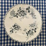 Iron pedestal dish