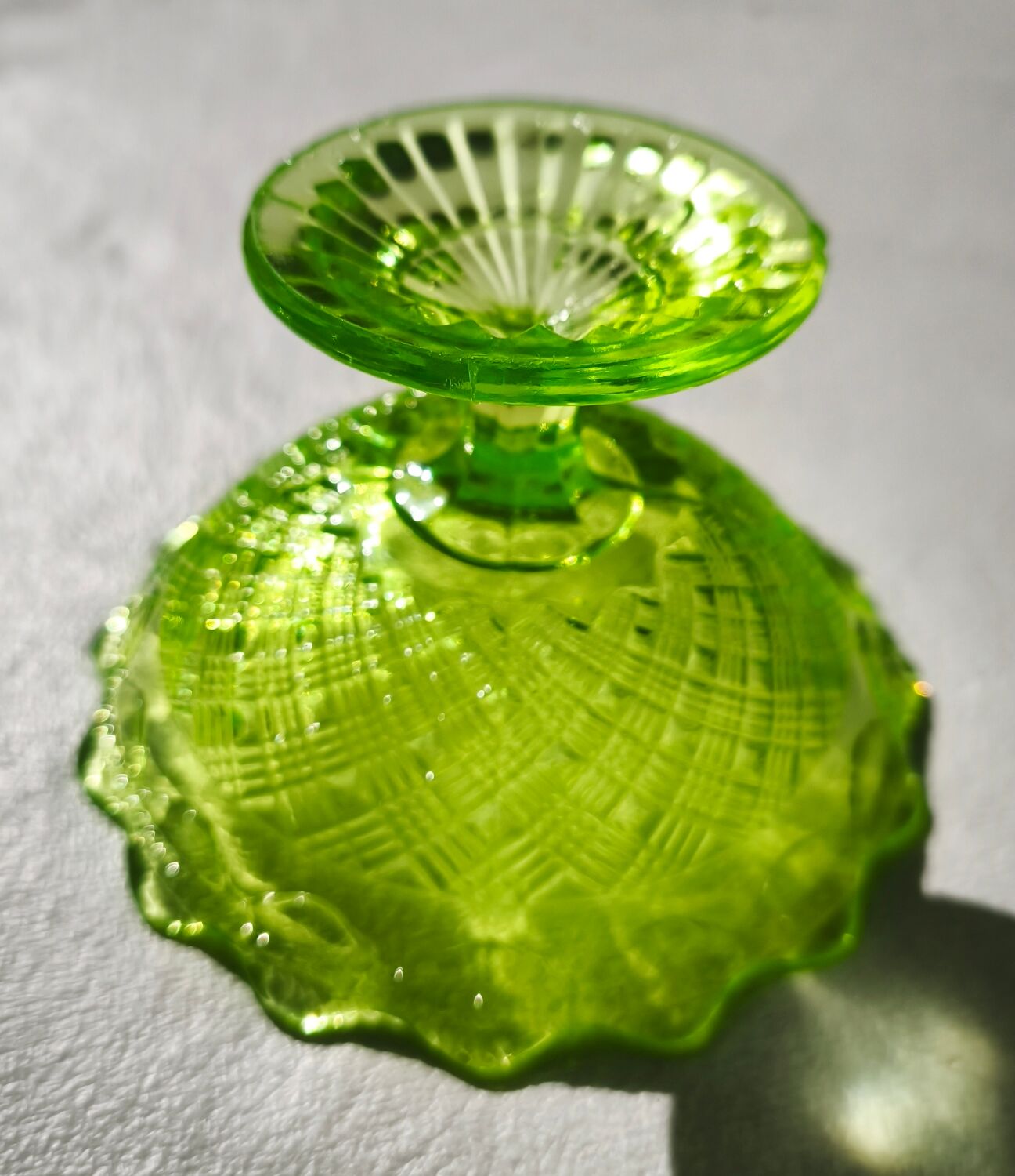 Pocket tray ring holder in ouraline by Fennec in Saar