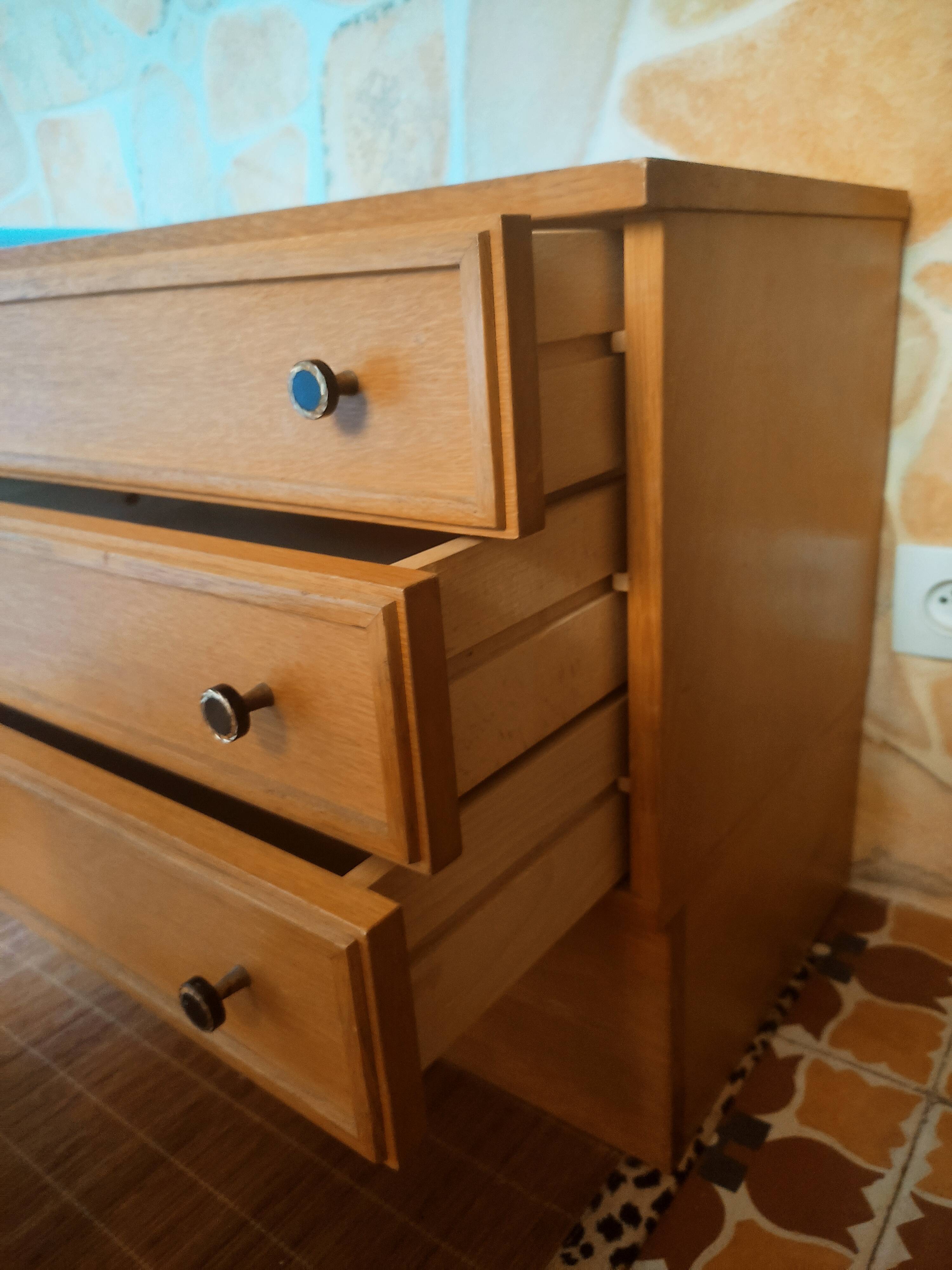 Bedside 3 drawers in light wood