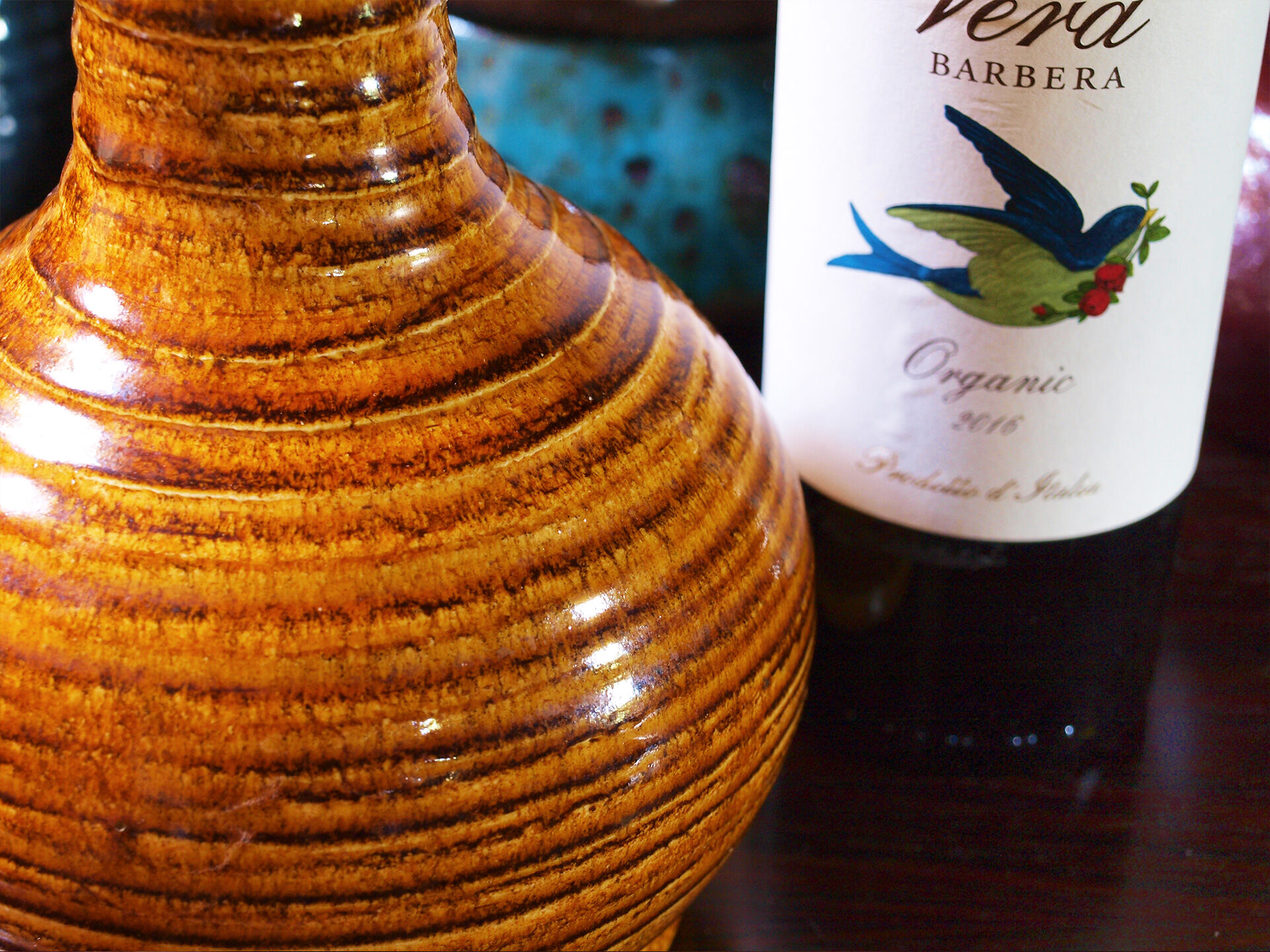 Ceramic vase of Accolay, Gauloises series